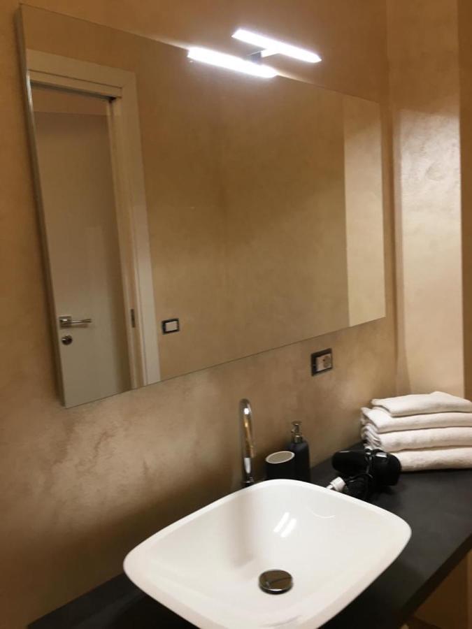 Cute And Cozy Apartment Train Station Μπέργκαμο Εξωτερικό φωτογραφία
